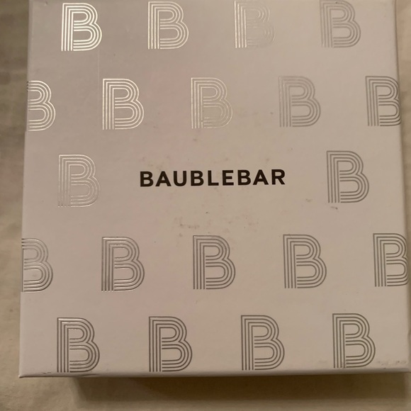 BaubleBar school bus earrings NIB - Picture 4 of 4